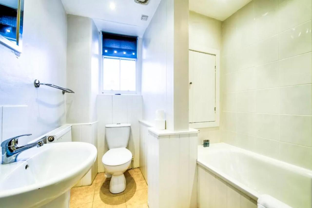 Unique Seaside Apartment, Central ノース・バーウィック エクステリア 写真