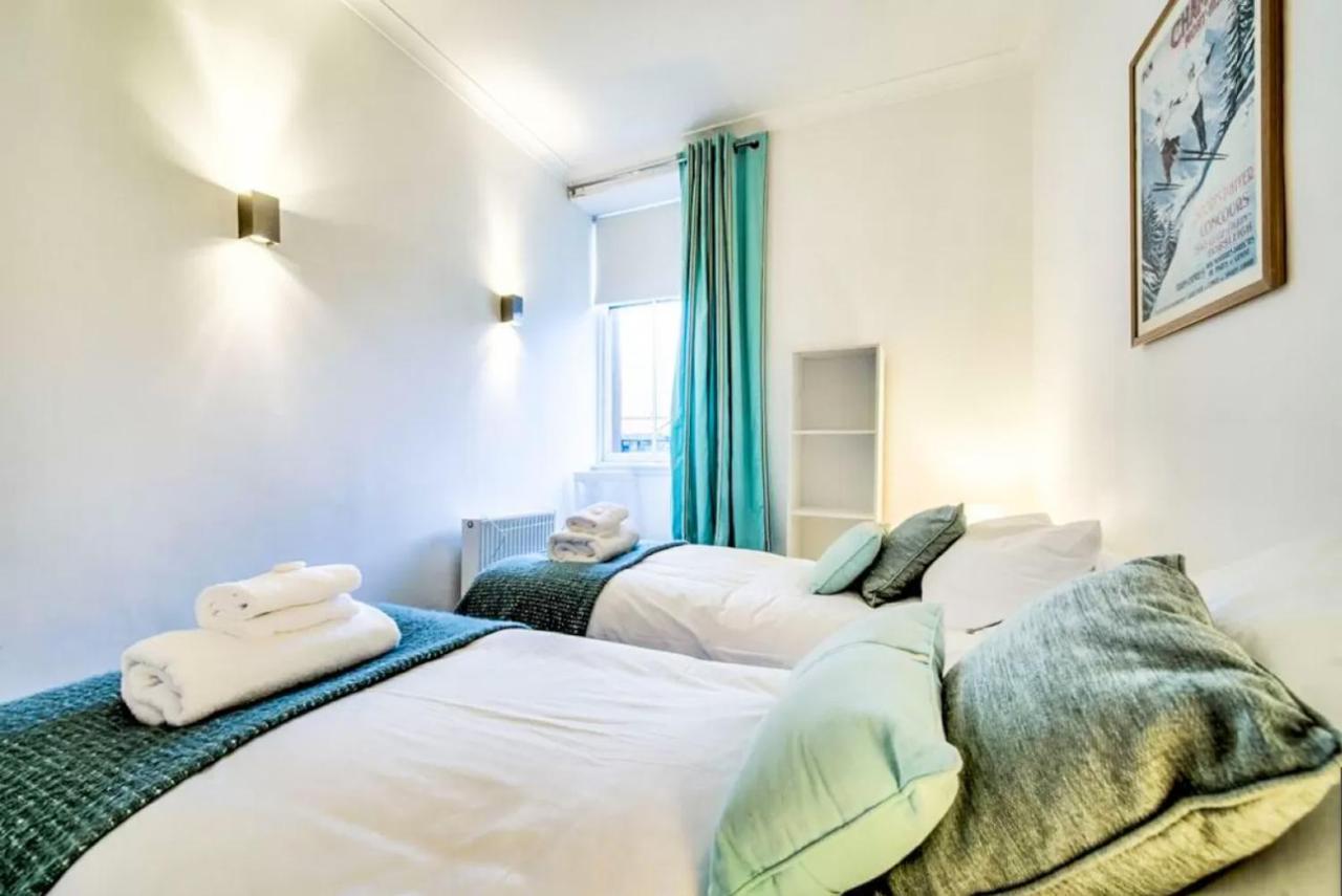 Unique Seaside Apartment, Central ノース・バーウィック エクステリア 写真
